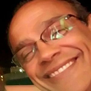 Meet your Posher, Evelio